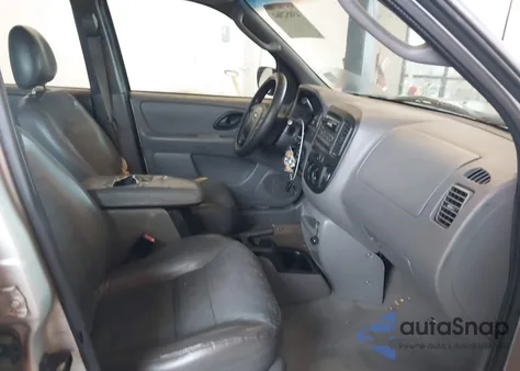 2002 Ford Escape Xls из США, поврежденный, VIN 1FMYU01162KC84834